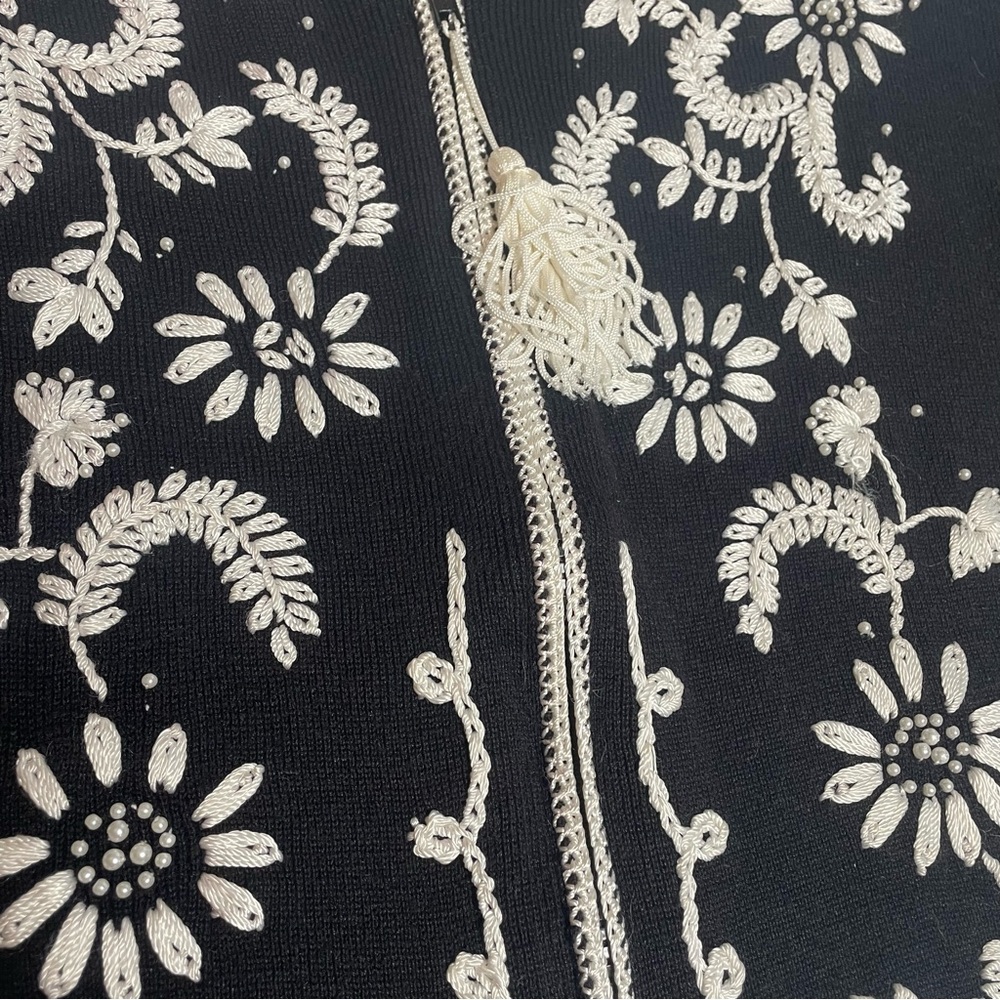 Worthington Black Short-Sleeve Cardigan with White Crochet Trim - Picture 3 of 4